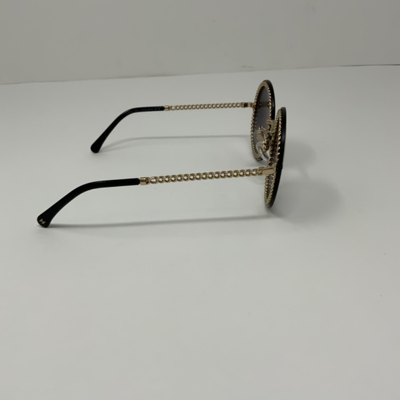Chanel 4245 Oversize Round Black Lenses Silver Metal Chain Link Sunglasses Italy - Picture 2 of 8